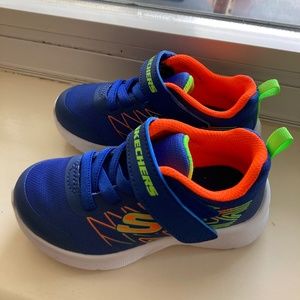 Sketchers shoes toddler running size 8 new